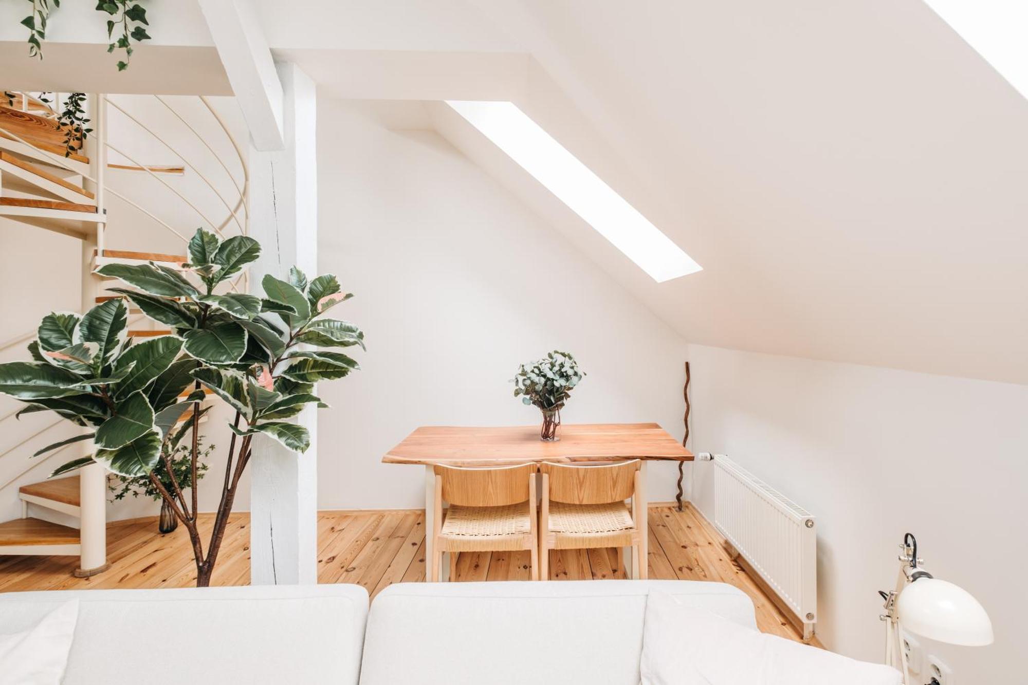 Appartement Modern Sunlit Loft With A/c In Prime Location *
