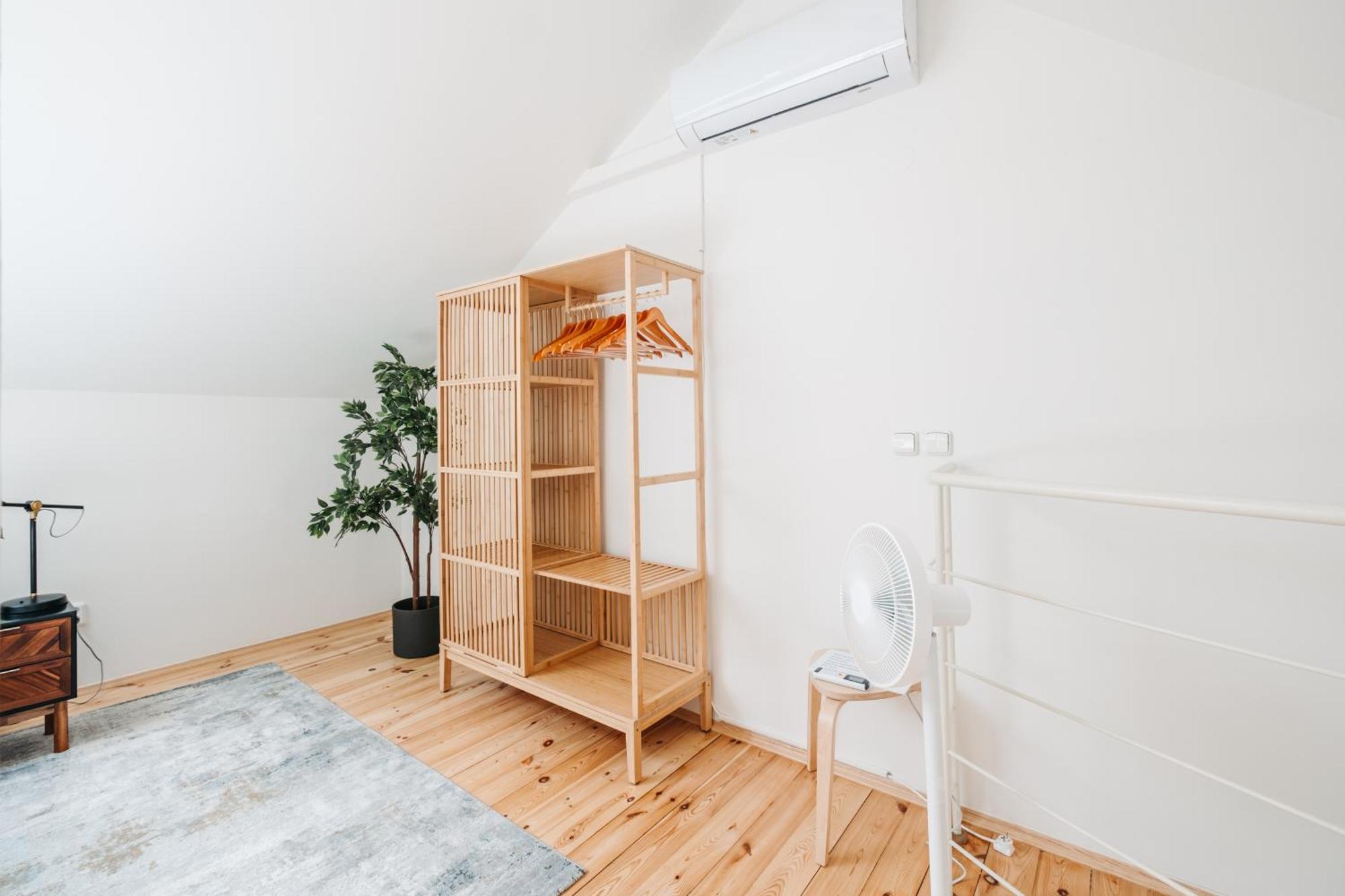 Modern Sunlit Loft With A/c In Prime Location Appartement *