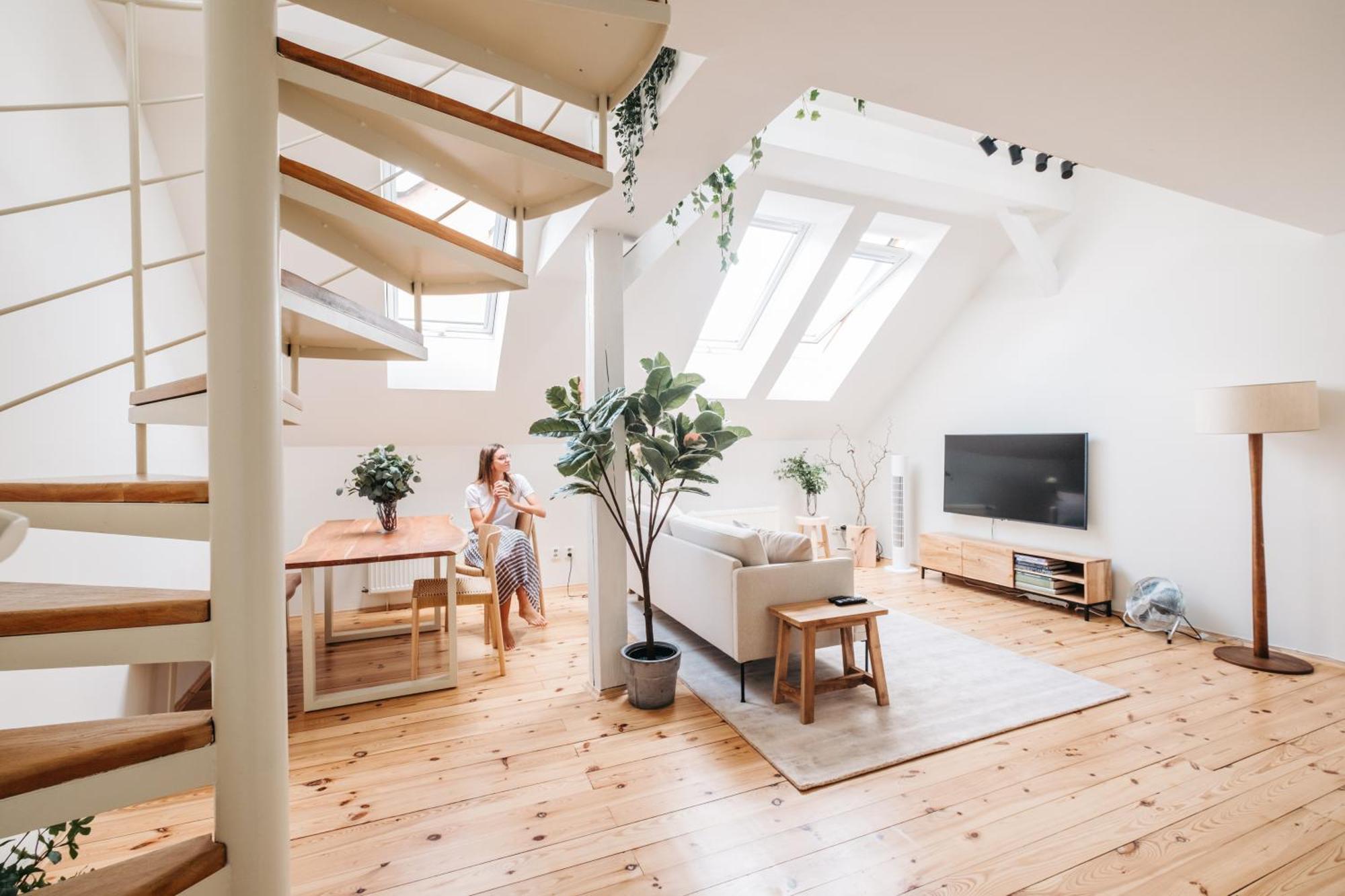 Modern Sunlit Loft With A/c In Prime Location Appartement *